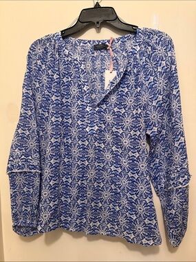 Vineyard Vines Blue and White Floral-Print Long Sleeve Blouse